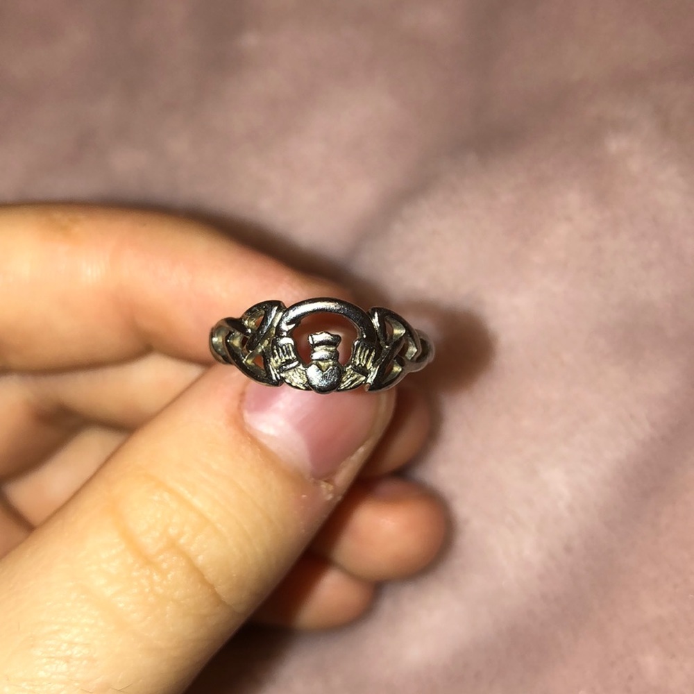 IRISH CLADDAGH RING